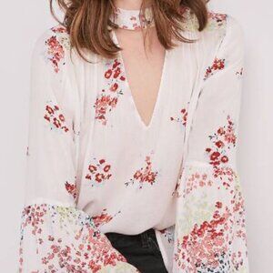 Lucky Brand Floral Bell Sleeve Blouse NWT Size M